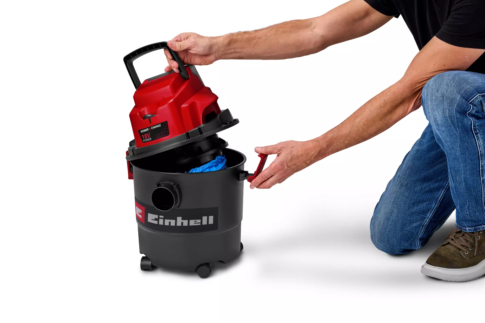 einhell-classic-cordl-wet-dry-vacuum-cleaner-2347145-detail_image-001