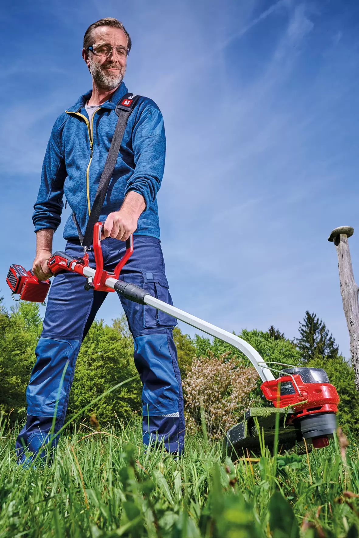einhell-expert-cordless-lawn-trimmer-3411330-example_usage-001