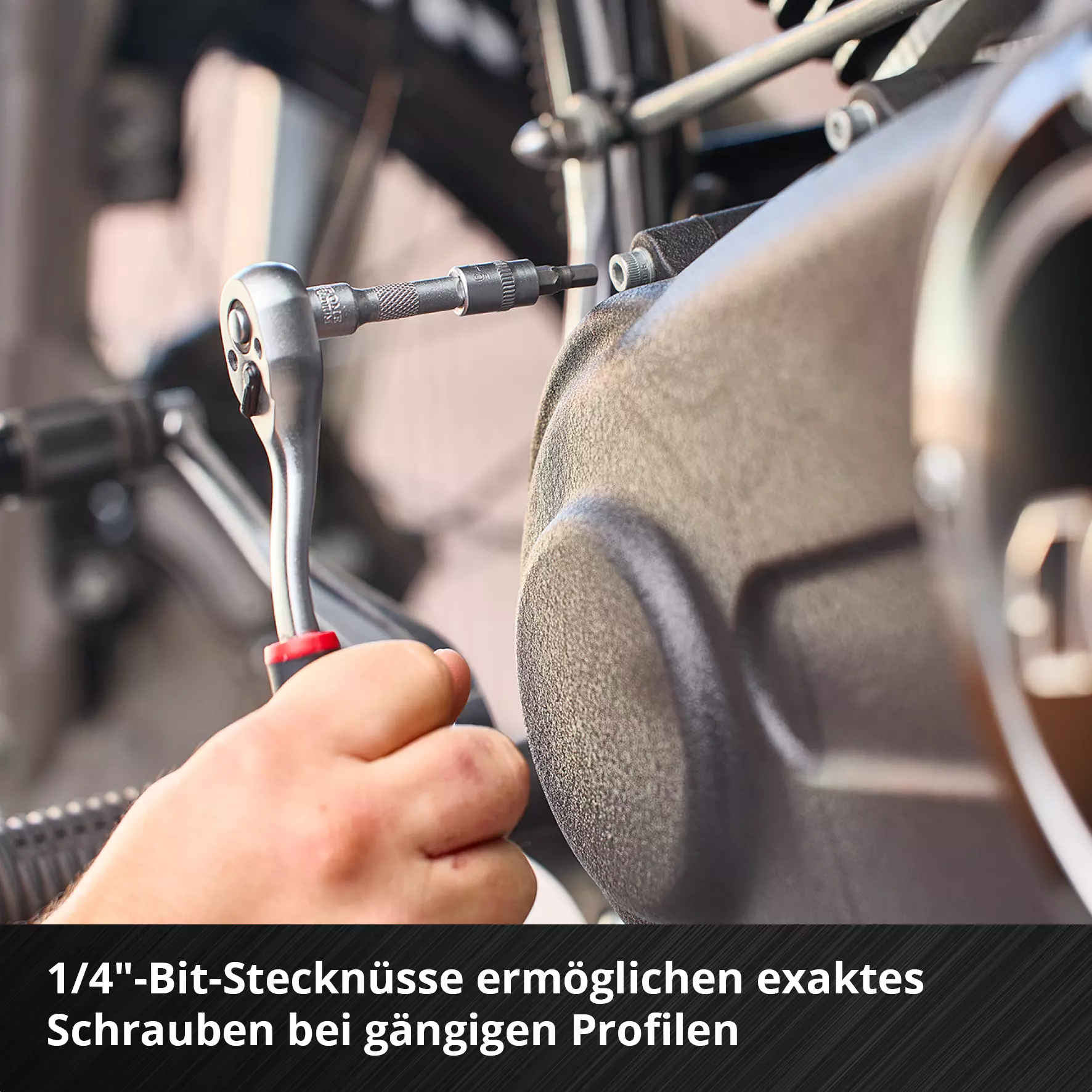 einhell-handtools-tool-case-sets-49370515-detail_image-001