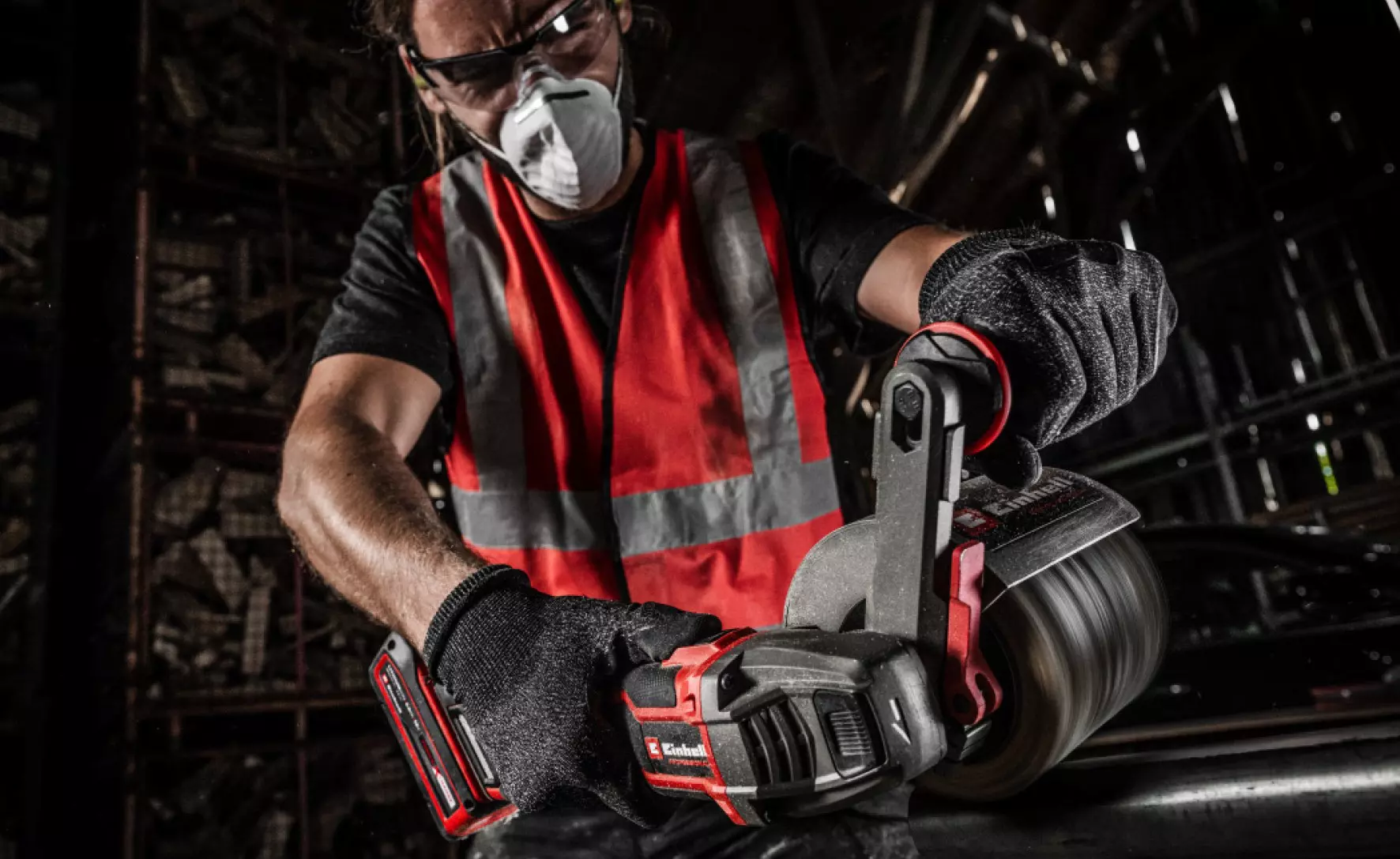 einhell-accessory-sanding-roller-accessory-4468014-example_usage-001