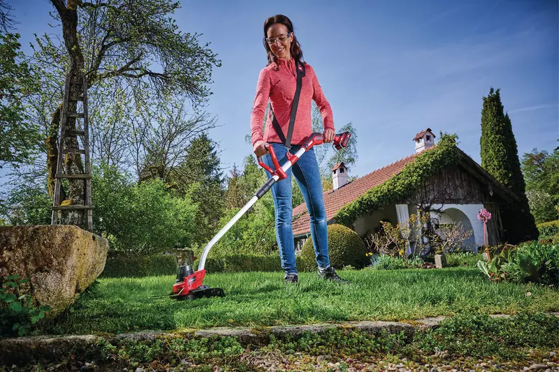 einhell-expert-cordless-lawn-trimmer-3411270-example_usage-001