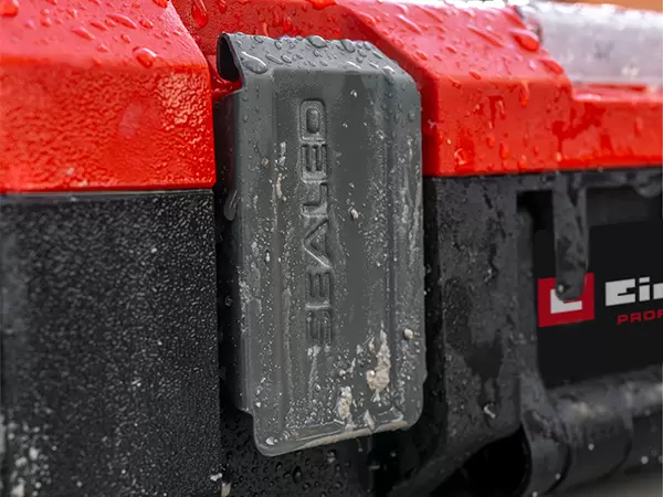 Durable metal latches