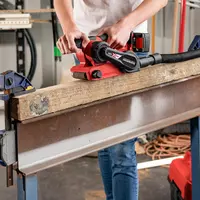 ozito-cordless-belt-sander-3000861-example_usage-102