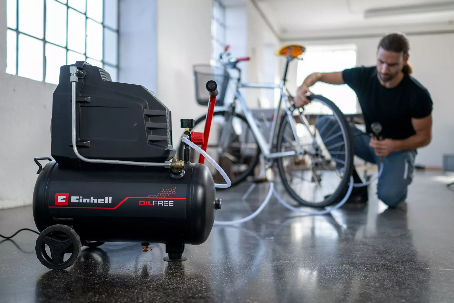 einhell-classic-air-compressor-4007375-example_usage-001