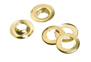 Ojetes latonados