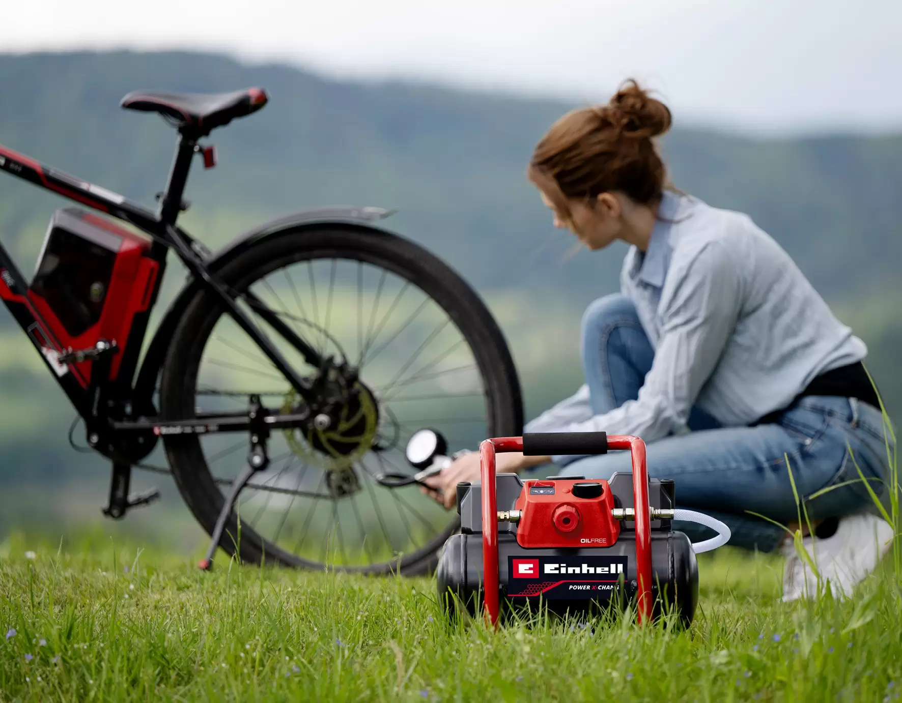einhell-expert-cordless-air-compressor-4020415-example_usage-001