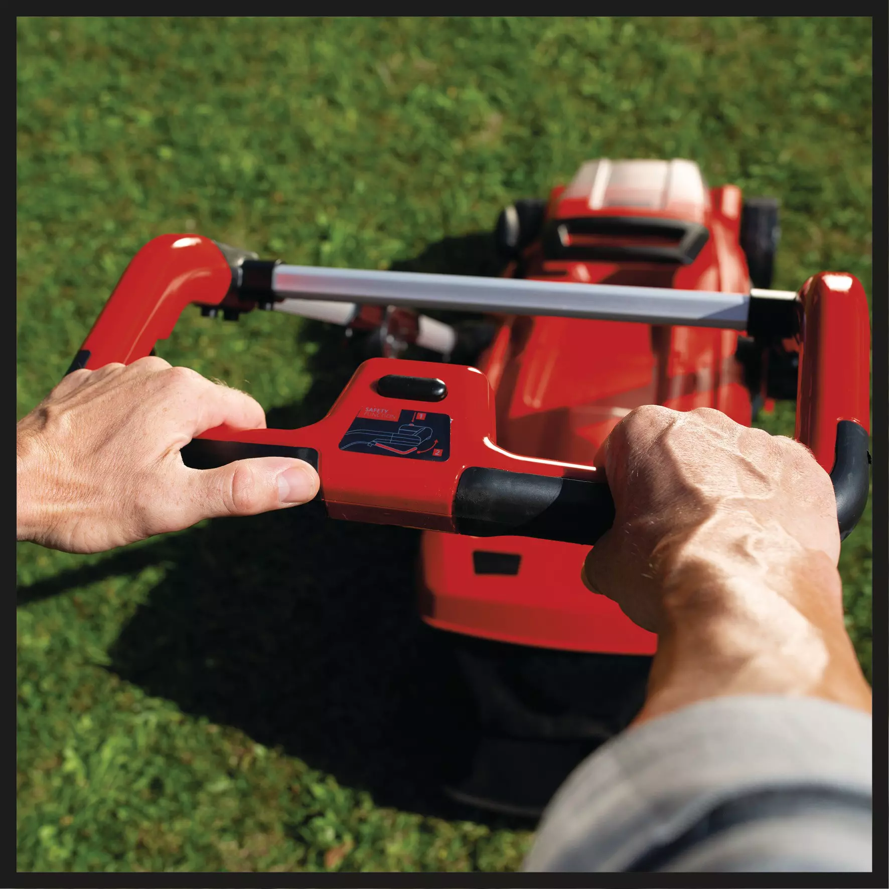 einhell-expert-cordless-lawn-mower-3413278-detail_image-002