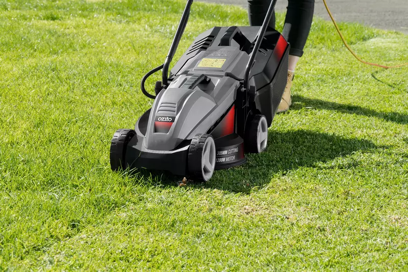 Ozito 1500w electric lawn mower sale