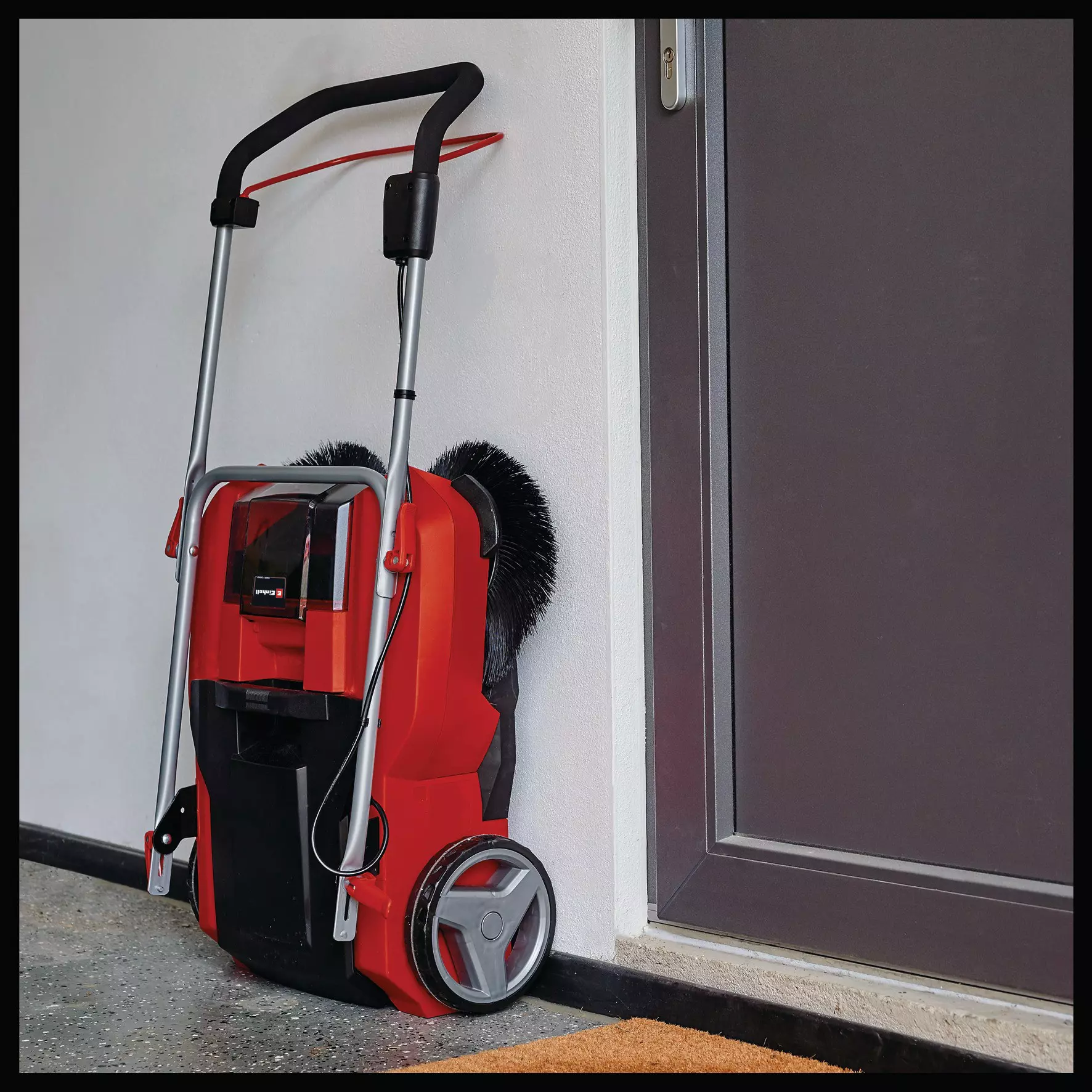 einhell-expert-cordless-push-sweeper-2352045-detail_image-002