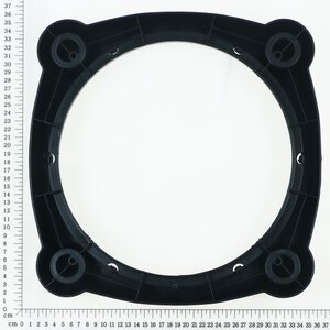 base with plain rolls retainer