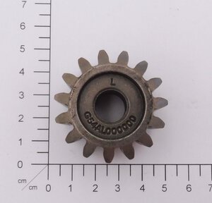 rear wheel ratchet wheel left