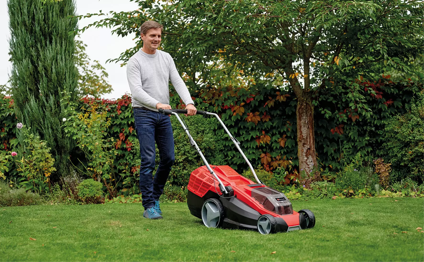 einhell-expert-cordless-lawn-mower-3413246-example_usage-001