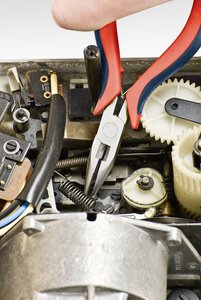 Elektronik-Feinmechanikerzange, mit Schneide, Satin-Finish matt