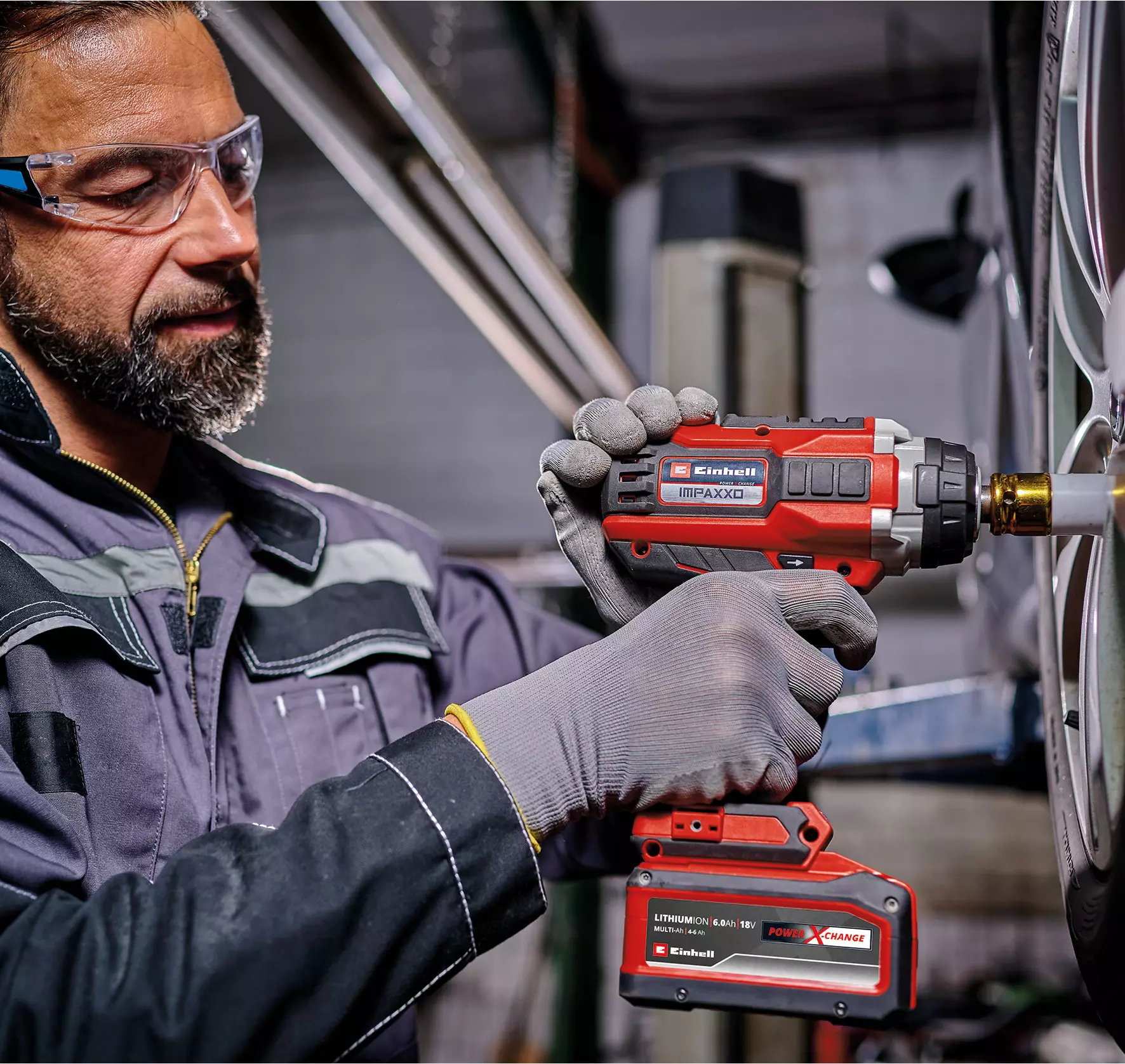 einhell-professional-cordless-impact-wrench-4510074-example_usage-001