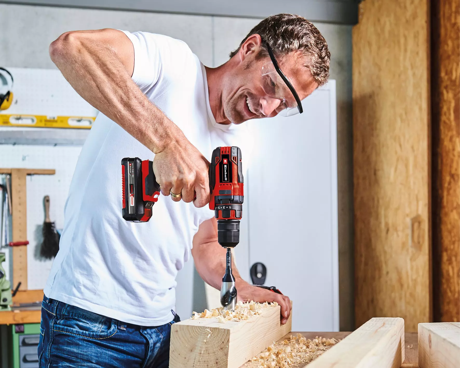 einhell-classic-power-tool-kit-4257238-example_usage-001