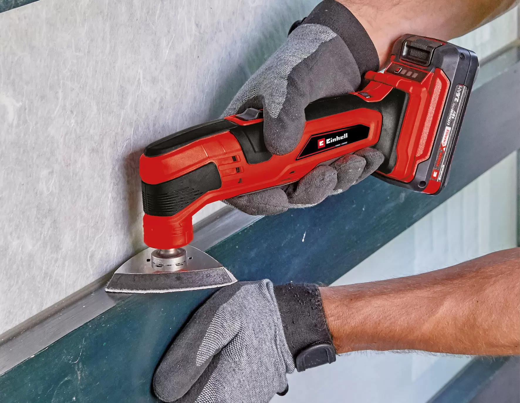 einhell-classic-cordless-multifunctional-tool-4465170-example_usage-001