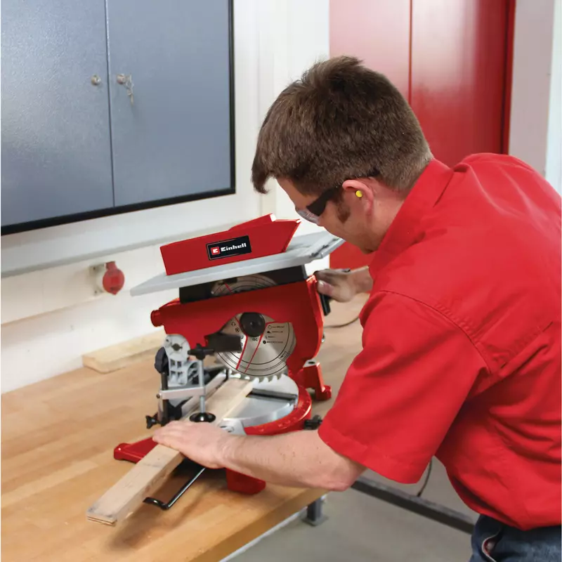 einhell-classic-mitre-saw-with-upper-table-4300345-example_usage-001