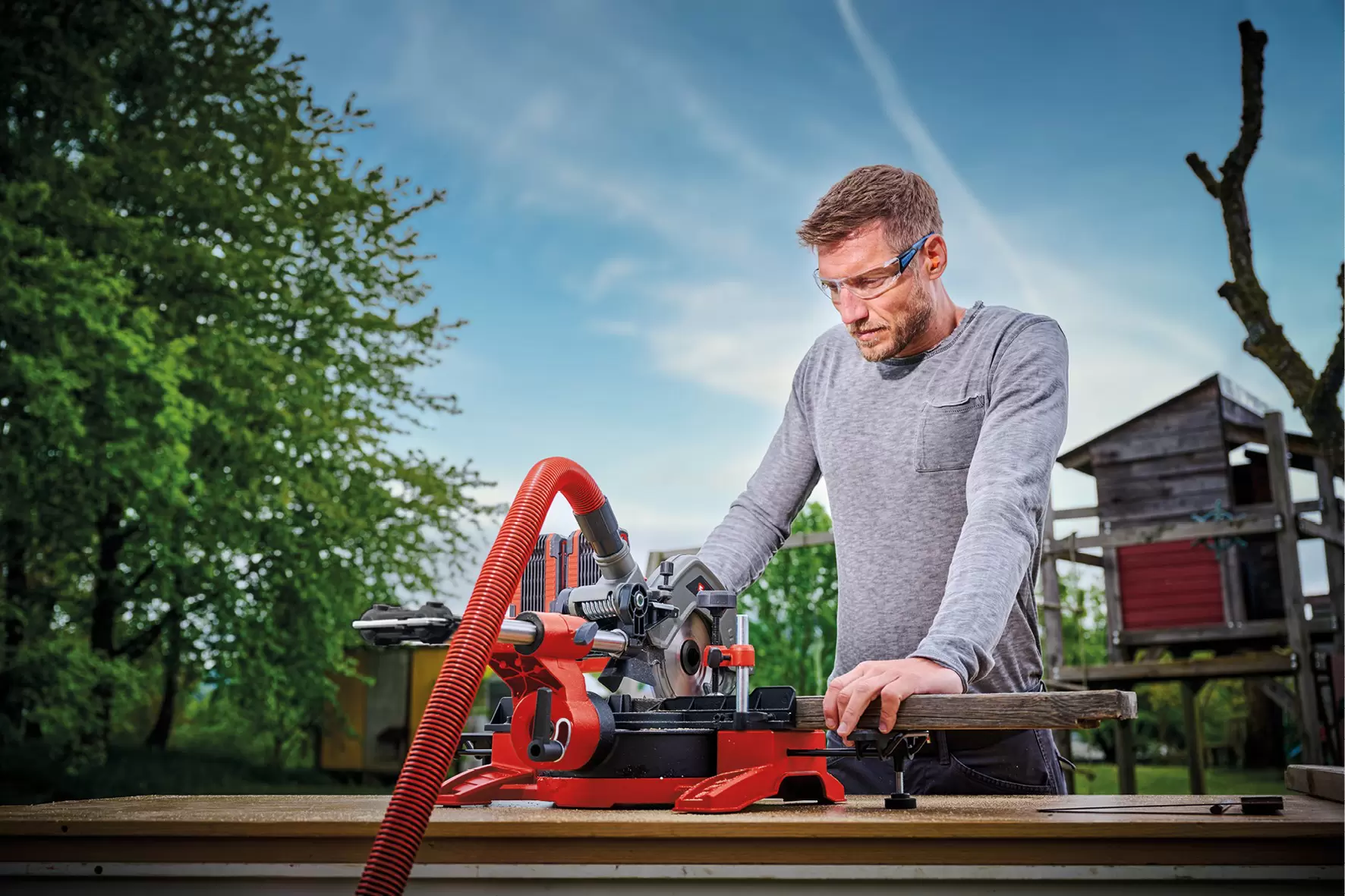 einhell-expert-cordless-sliding-mitre-saw-4300882-example_usage-001