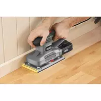 ozito-orbital-sander-4419139-example_usage-103