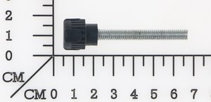 Rändelschraube / M5 x 45
