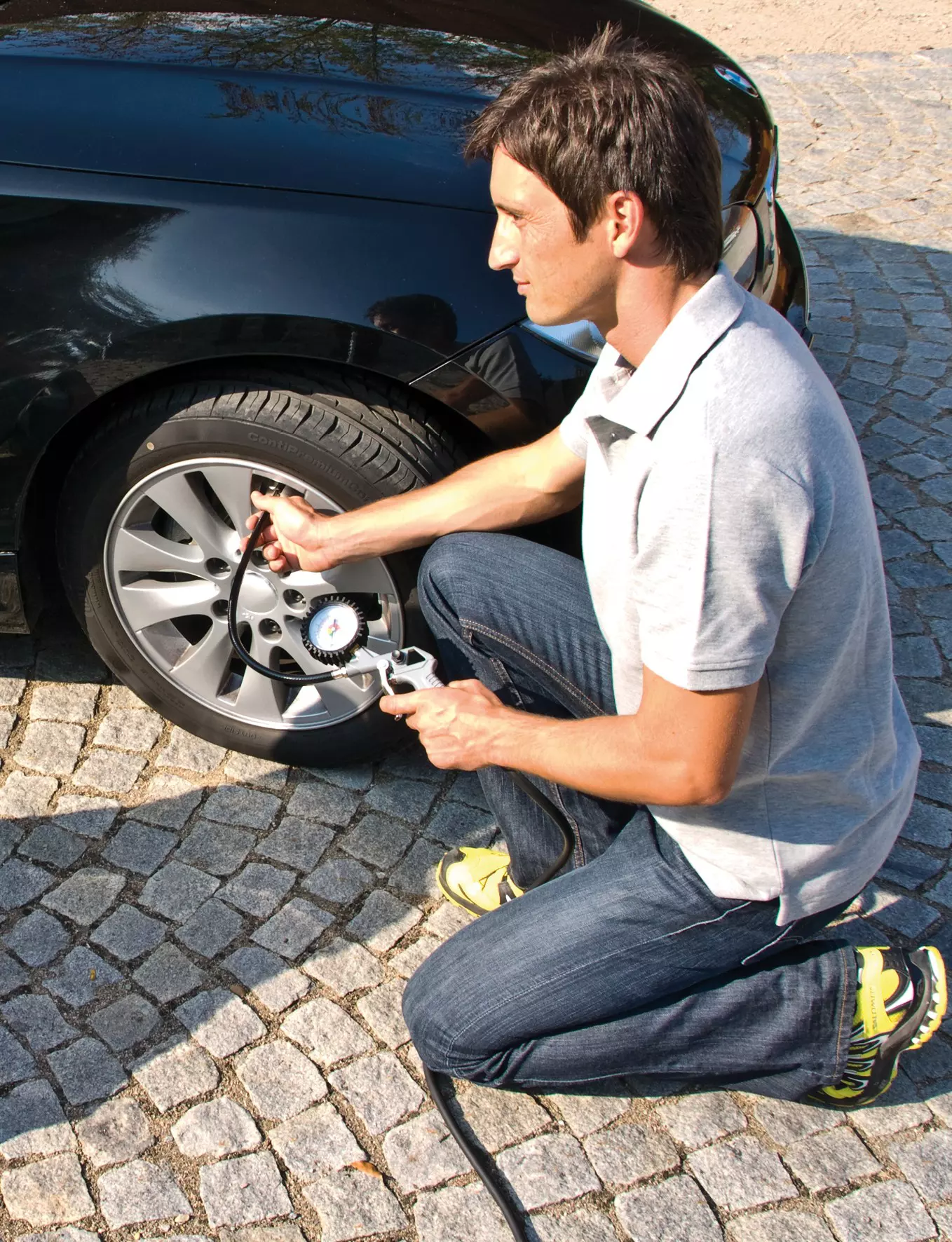 einhell-classic-portable-compressor-4020660-example_usage-001