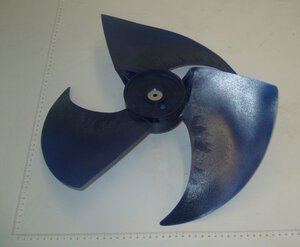 Propeller fan