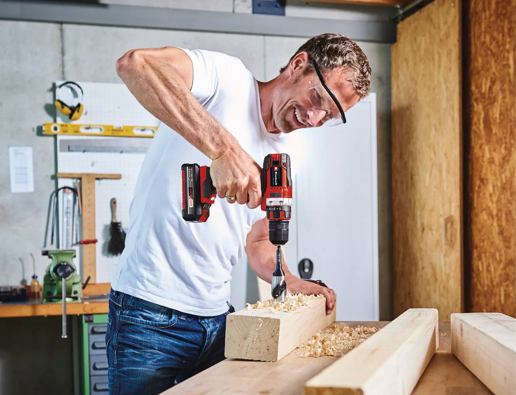 einhell-classic-power-tool-kit-4326371-example_usage-001