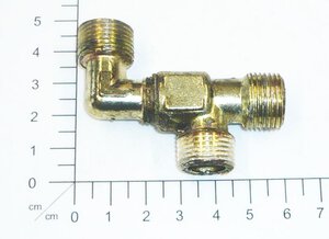 T joint + right angled elbow