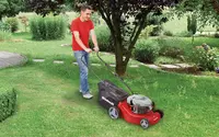 einhell-classic-petrol-lawn-mower-3404780-example_usage-001