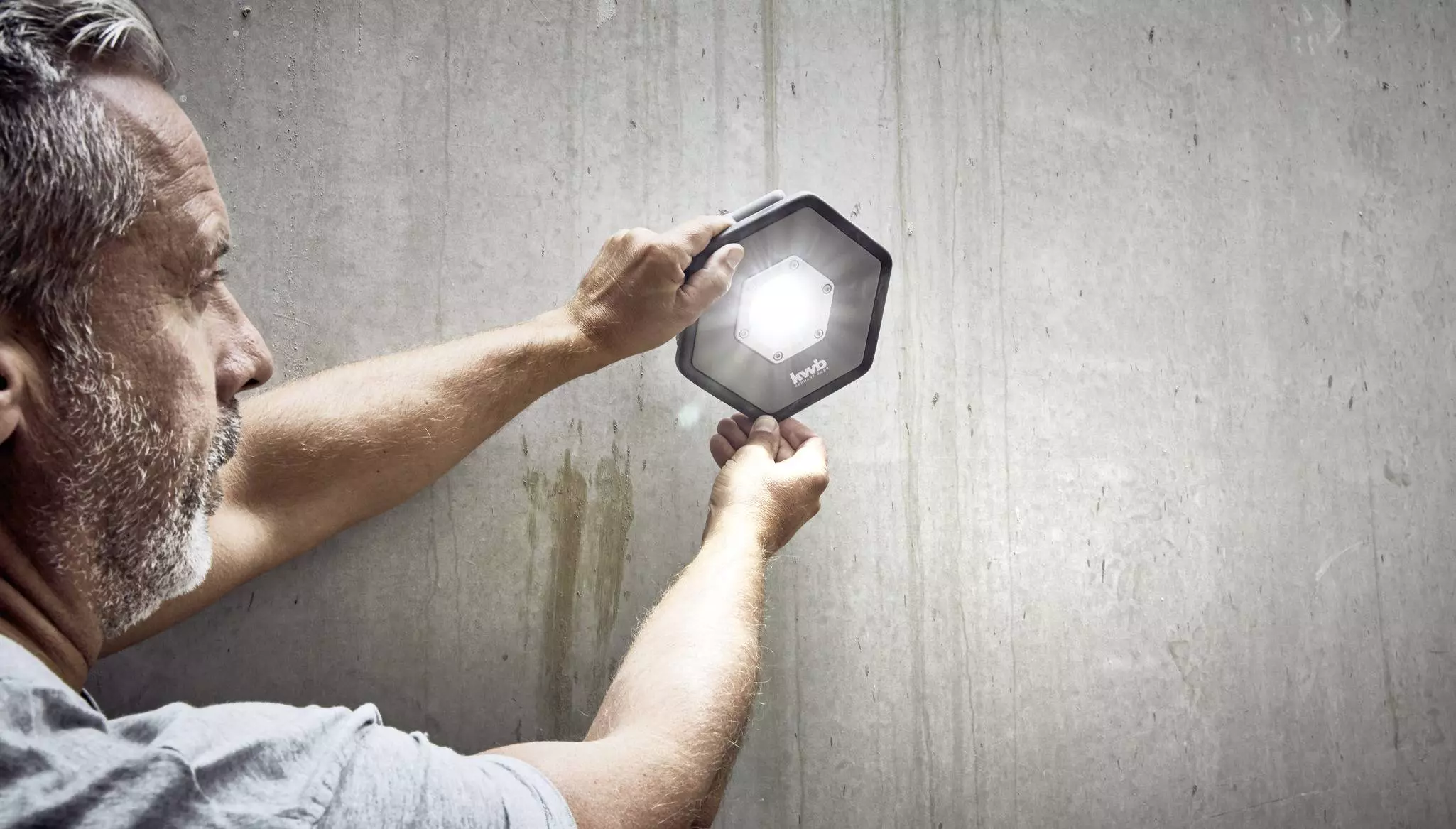 kwb-diy-surface-radiator-49948800-example_usage-203